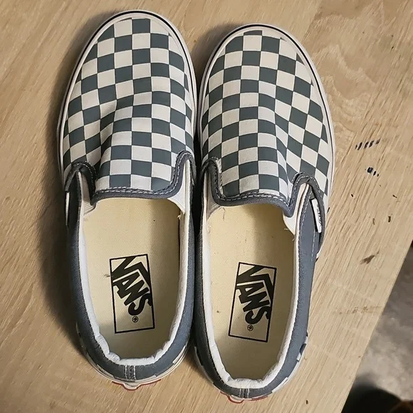 Vans Checkerboard Slip-On Sneakers 7 - Picture 2 of 4